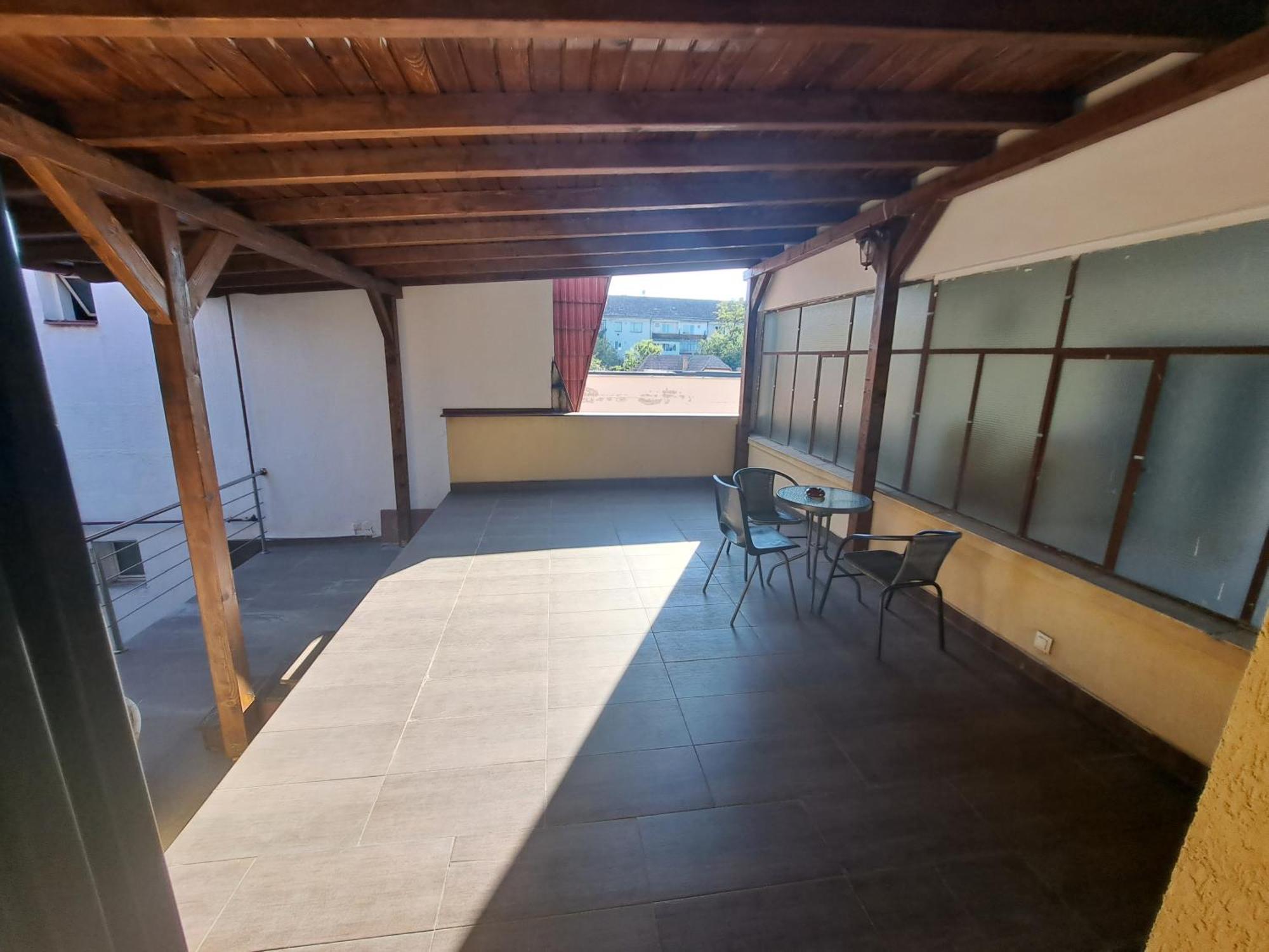Penthouse Daniela - 3 Rooms In A Spacious Central Apartment Târgu-Mureş Esterno foto